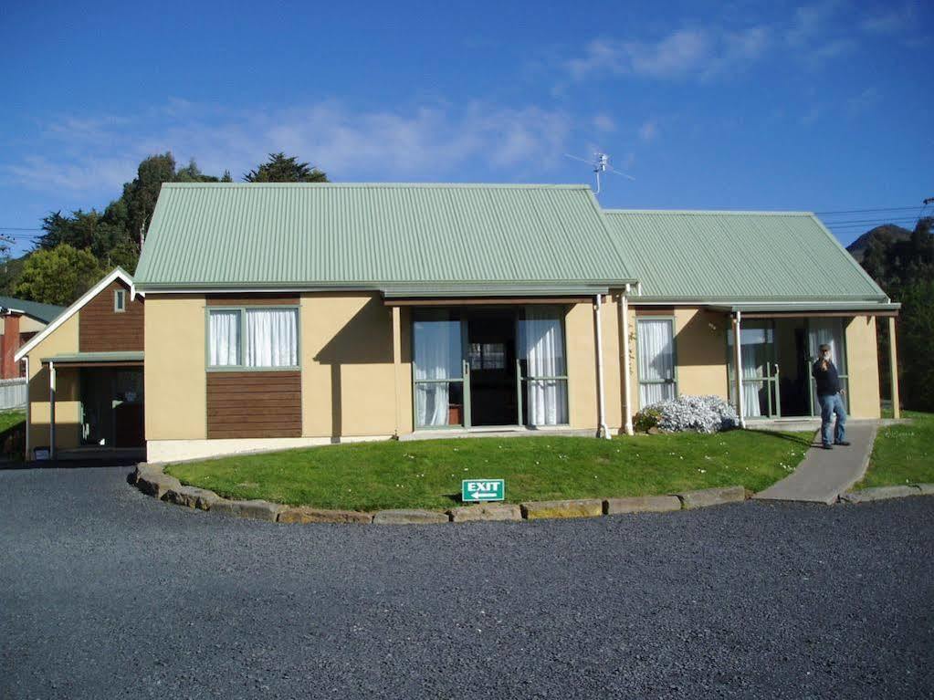 Portobello Boutique Motel Dunedin Exterior photo